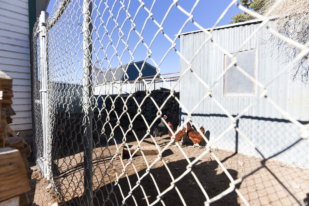 10 N COOLEY ST Grantsville, UT 84029