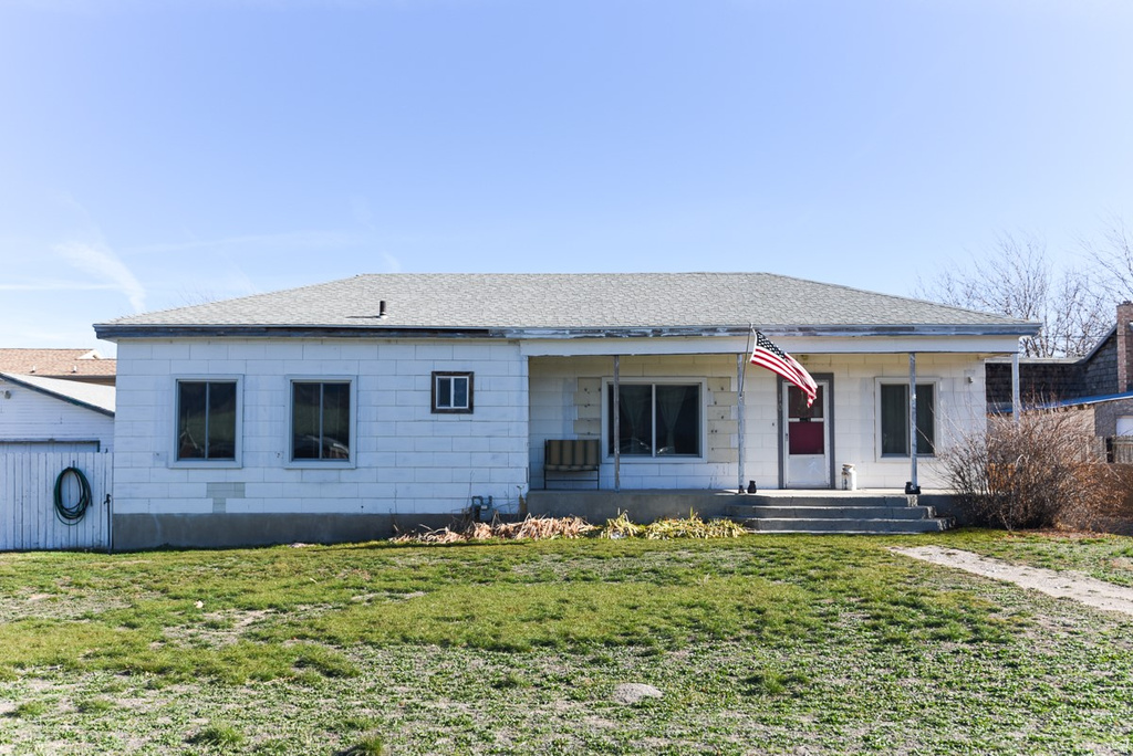 10 N COOLEY ST Grantsville, UT 84029