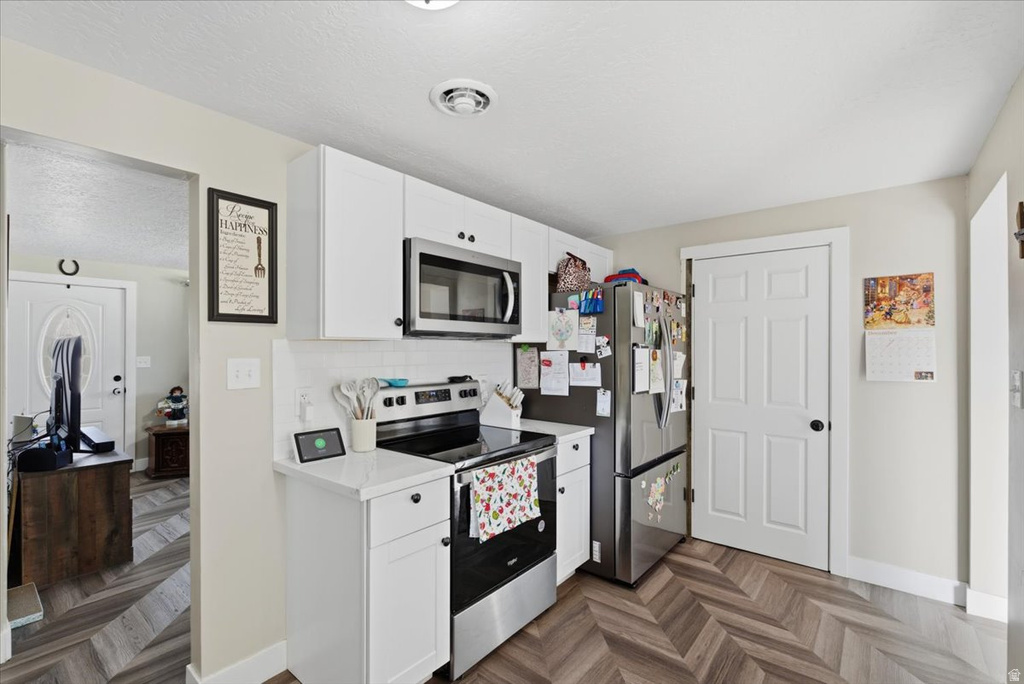 3341 S 7615 W Magna, UT 84044