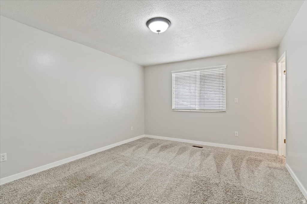 2273 N 1975 E Layton, UT 84040