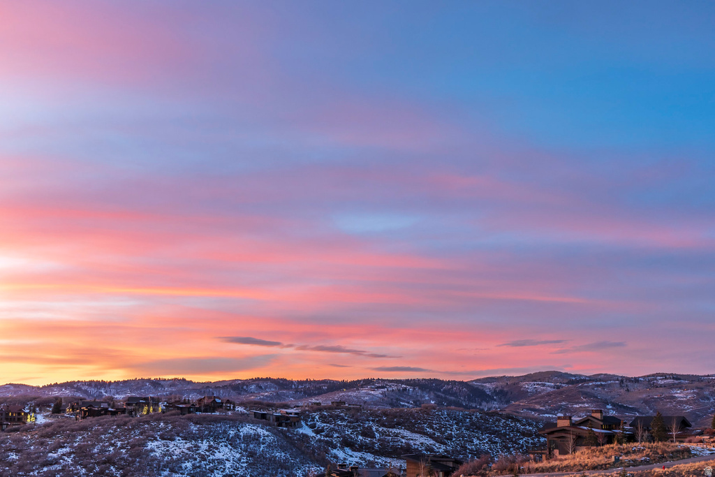 3287 CENTRAL PACIFIC TRL Park City, UT 84098