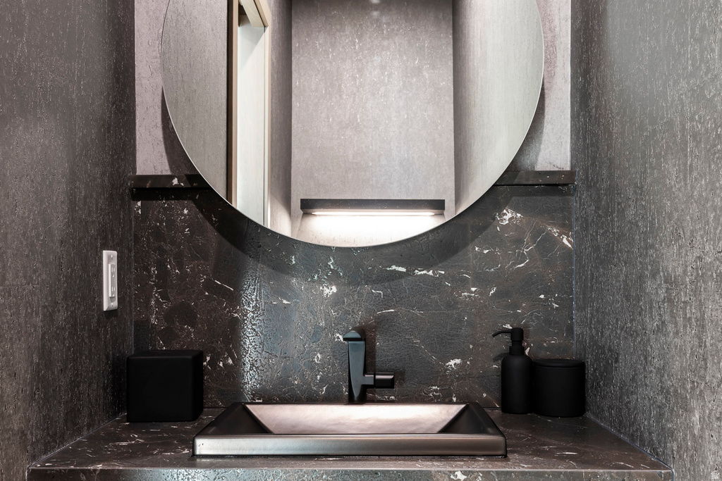 3287 CENTRAL PACIFIC TRL Park City, UT 84098