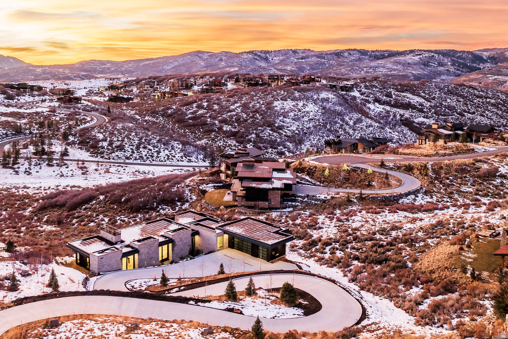 3287 CENTRAL PACIFIC TRL Park City, UT 84098