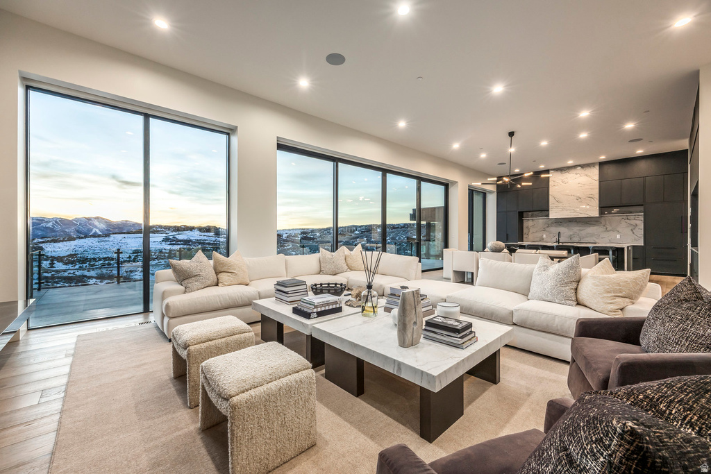 3287 CENTRAL PACIFIC TRL Park City, UT 84098