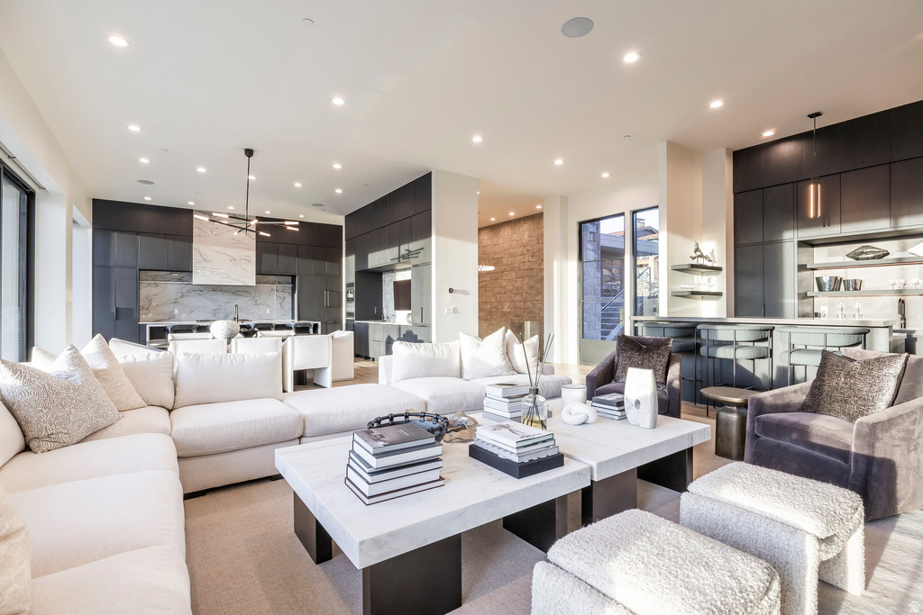 3287 CENTRAL PACIFIC TRL Park City, UT 84098