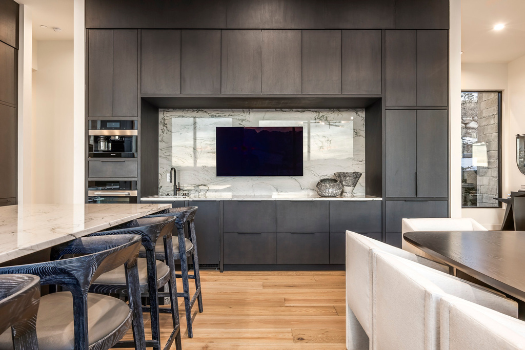 3287 CENTRAL PACIFIC TRL Park City, UT 84098