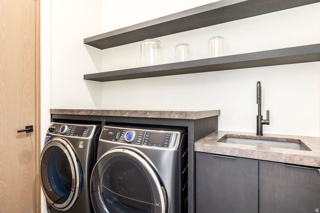 3287 CENTRAL PACIFIC TRL Park City, UT 84098