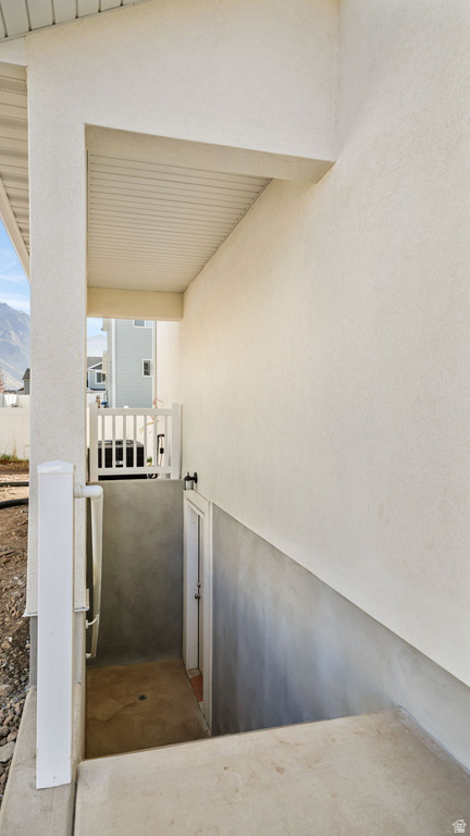 213 W 930 N Santaquin, UT 84655