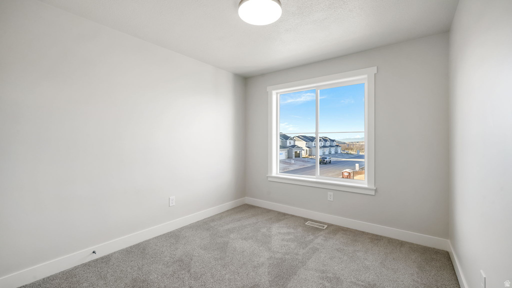 213 W 930 N Santaquin, UT 84655