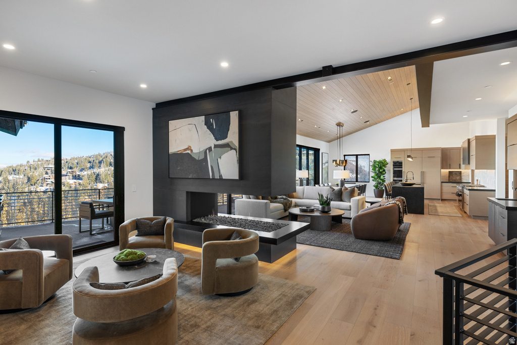 8939 MOONSHADOW CT Park City, UT 84060