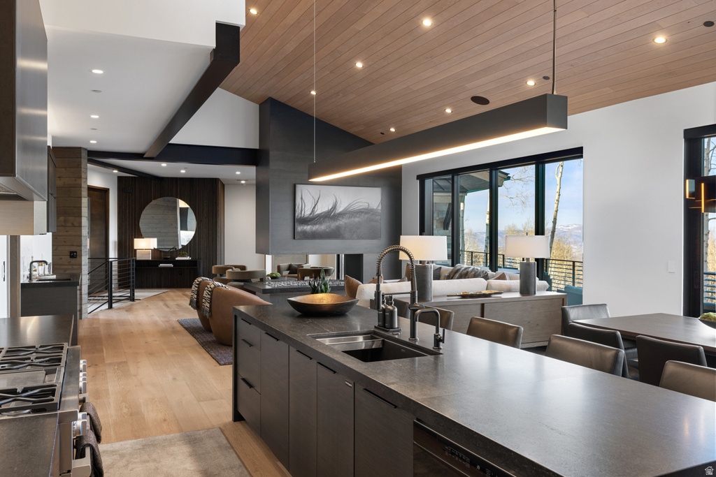 8939 MOONSHADOW CT Park City, UT 84060