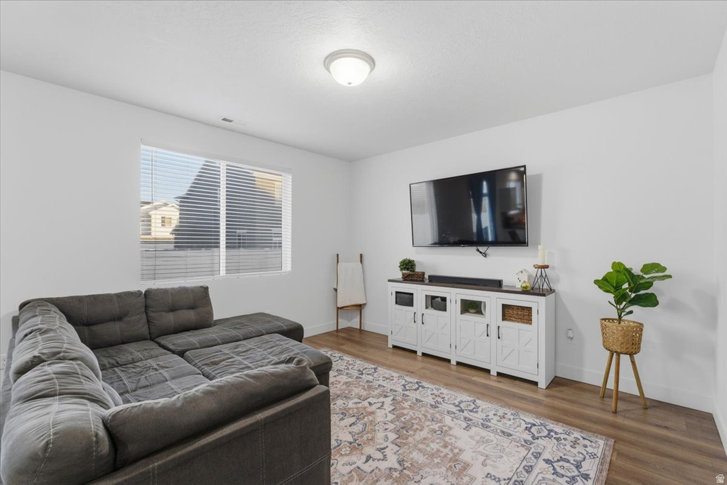 1596 W PARKVIEW DR Syracuse, UT 84075