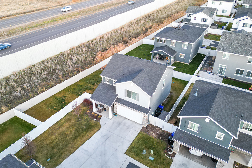 1596 W PARKVIEW DR Syracuse, UT 84075