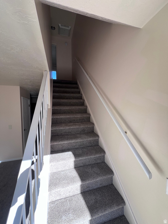 556 N FAIRFIELD RD #D 2 Layton, UT 84041