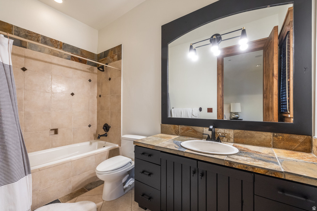 7701 N WEST HILLS TRL Park City, UT 84098