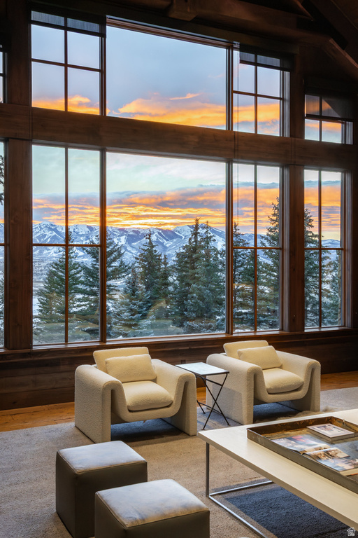 7701 N WEST HILLS TRL Park City, UT 84098