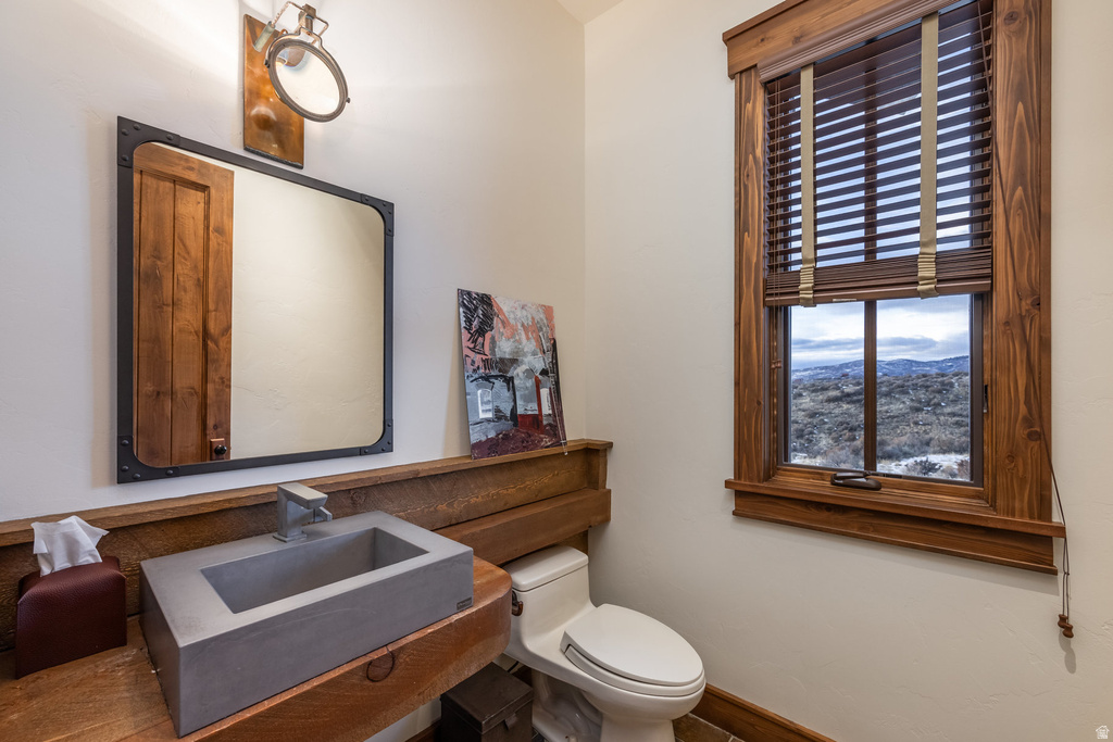 7701 N WEST HILLS TRL Park City, UT 84098