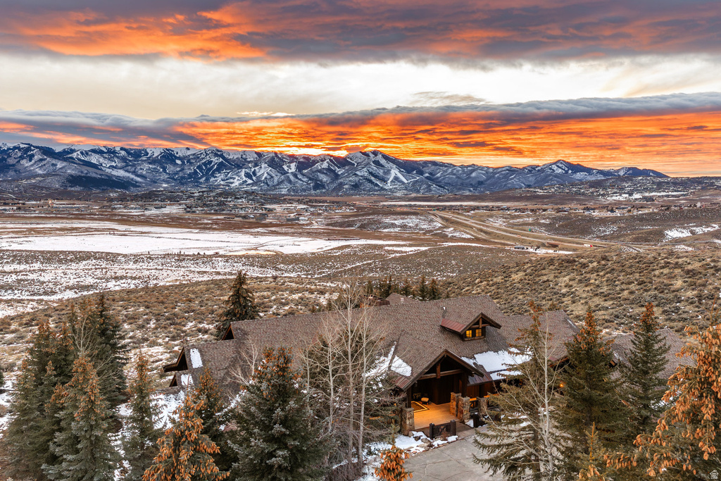 7701 N WEST HILLS TRL Park City, UT 84098