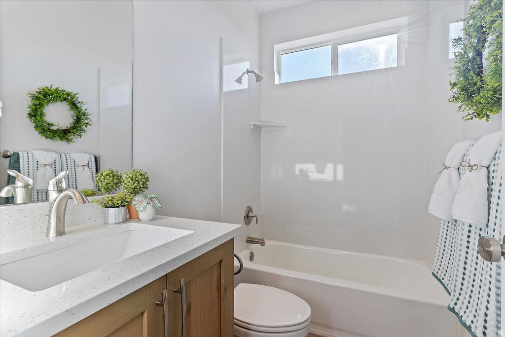 3218 S 4950 W West Haven, UT 84401