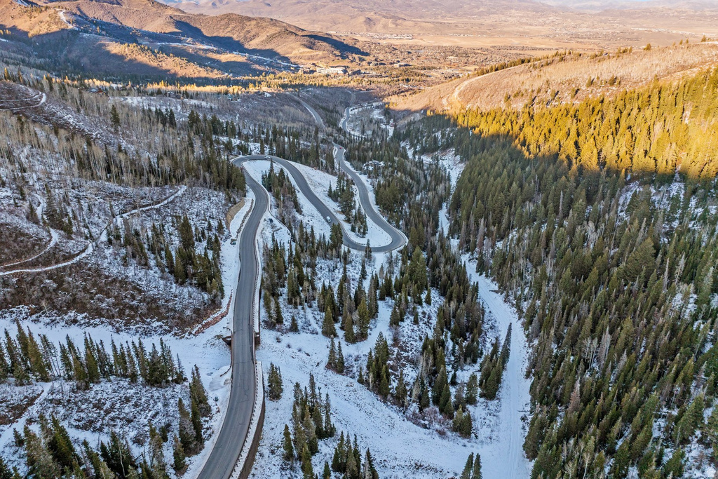 159  WHITE PINE RD Park City, UT 84060