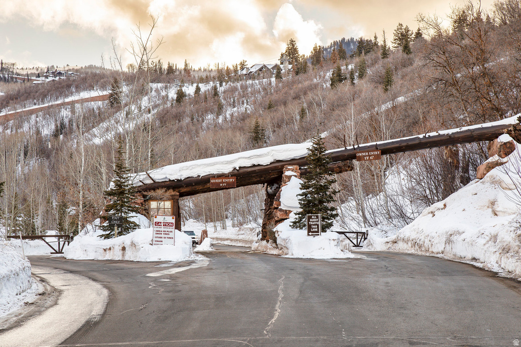 159  WHITE PINE RD Park City, UT 84060