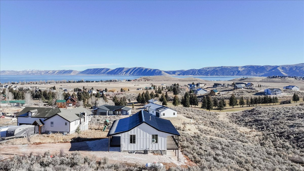 2710 S DRIVER CIR Garden City, UT 84028