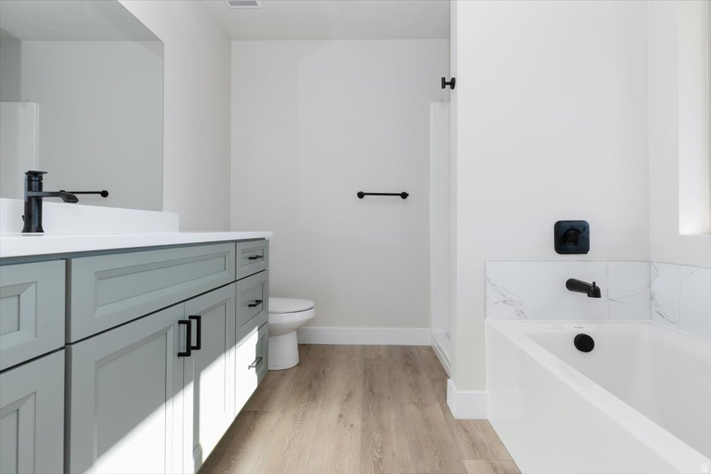 2710 S DRIVER CIR Garden City, UT 84028