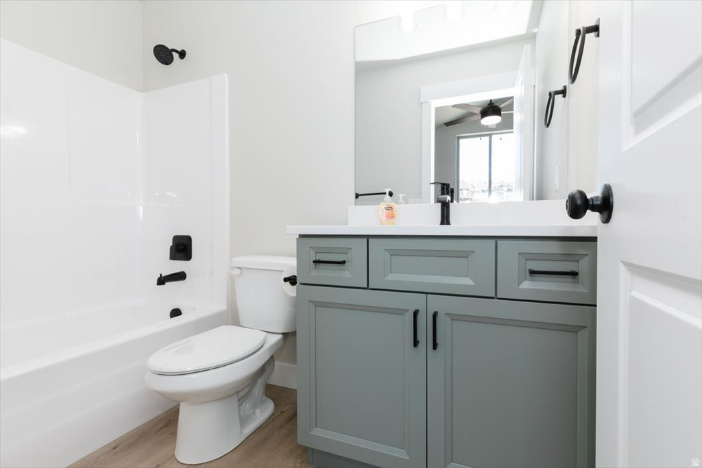 2710 S DRIVER CIR Garden City, UT 84028