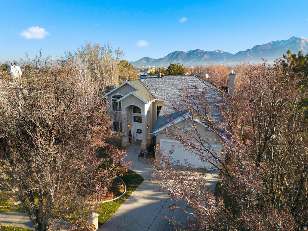 11697 S TATTERED ANGEL CV Riverton, UT 84065