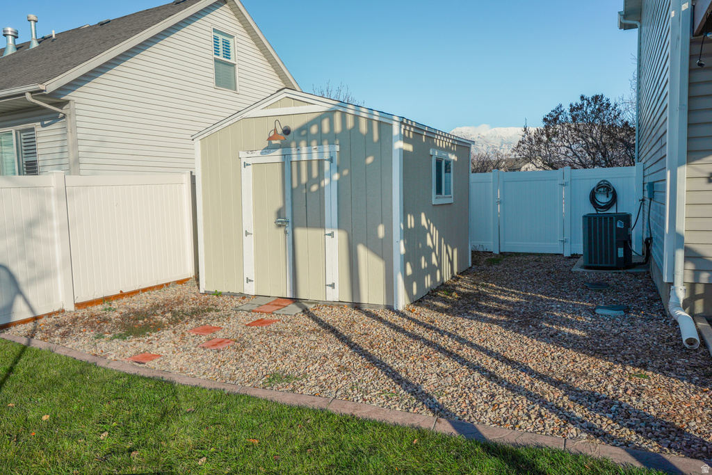 962 S CHAPPEL VALLEY LOOP Lehi, UT 84043