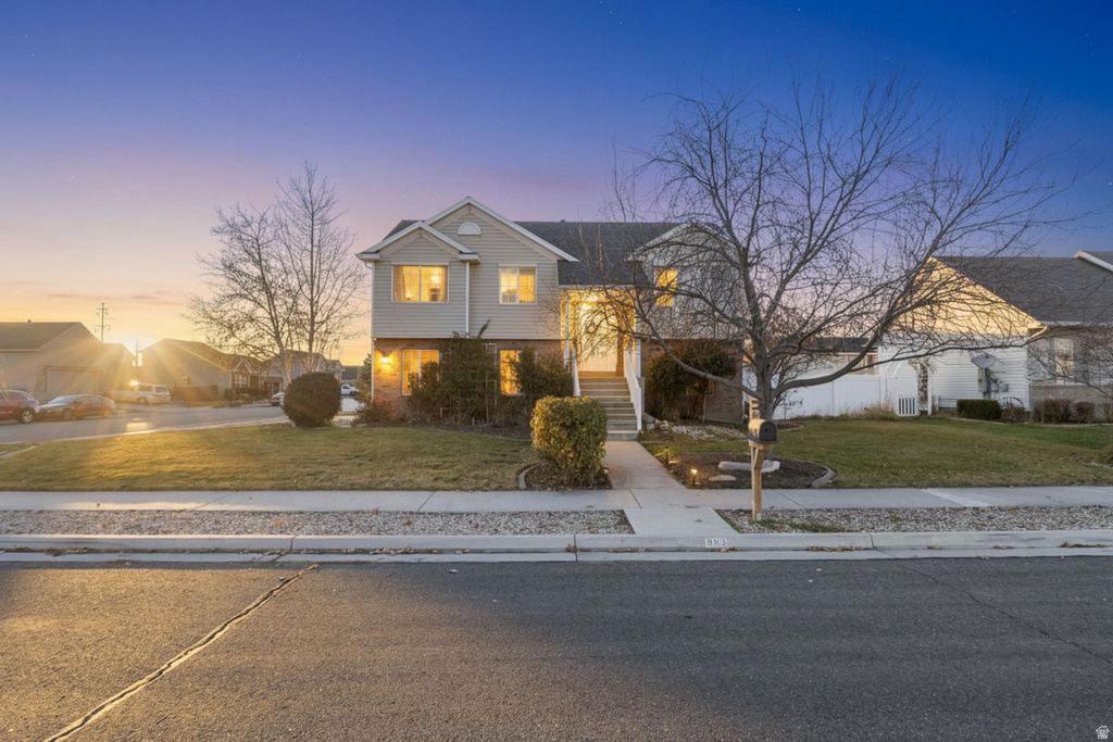 962 S CHAPPEL VALLEY LOOP Lehi, UT 84043
