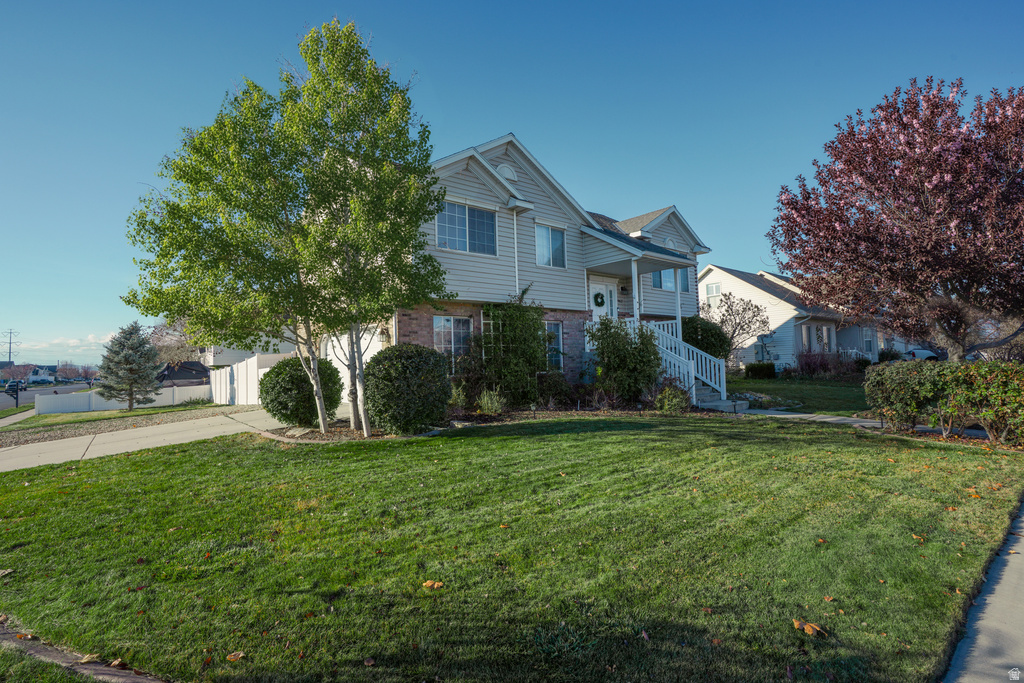 962 S CHAPPEL VALLEY LOOP Lehi, UT 84043