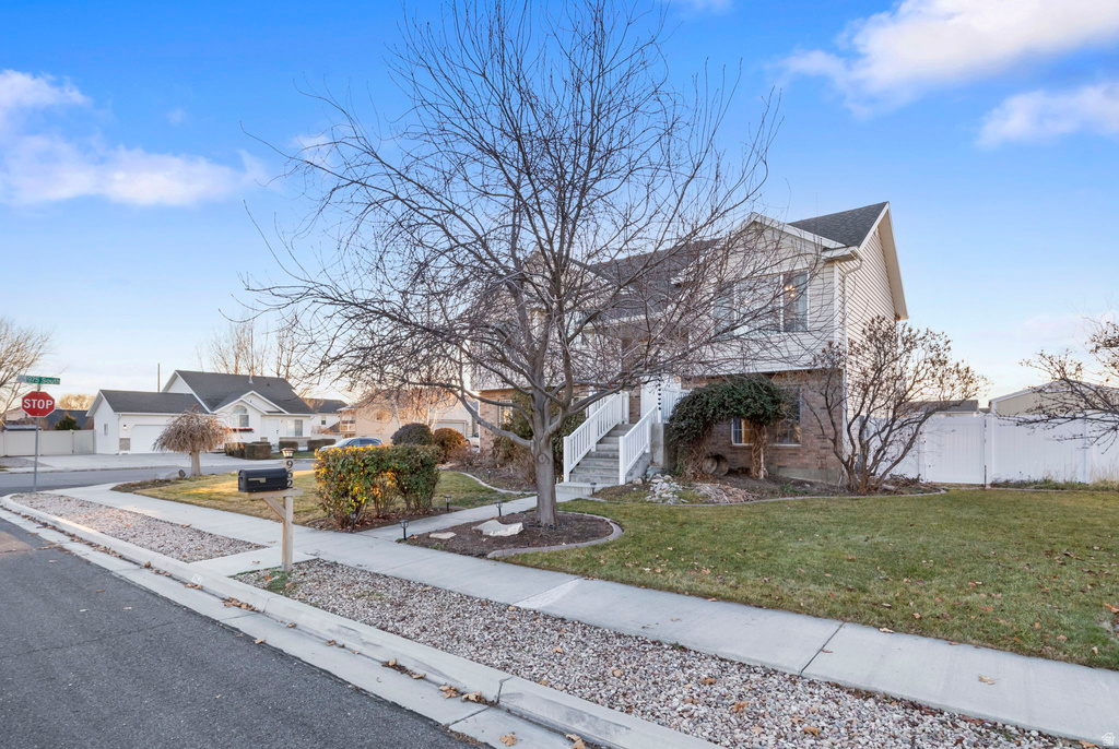 962 S CHAPPEL VALLEY LOOP Lehi, UT 84043