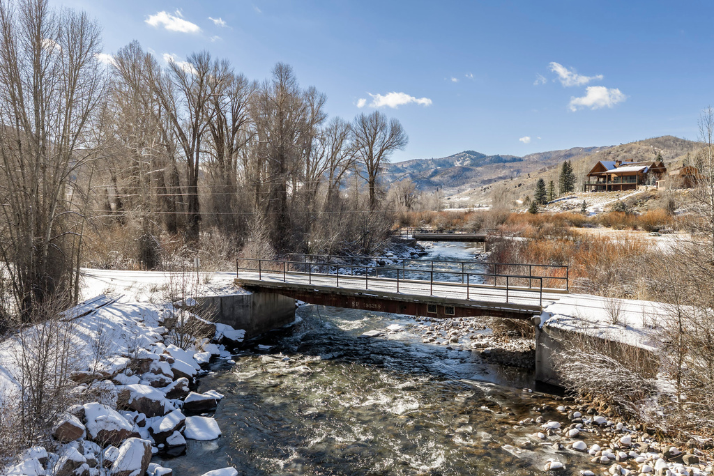 11708  CANYON RIM RD Oakley, UT 84055