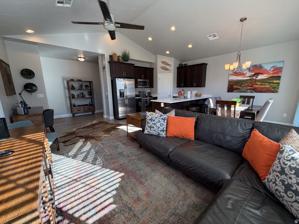 1920 E FIESTA LN St George, UT 84770