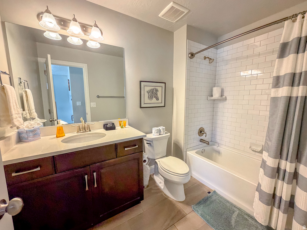 1920 E FIESTA LN St George, UT 84770