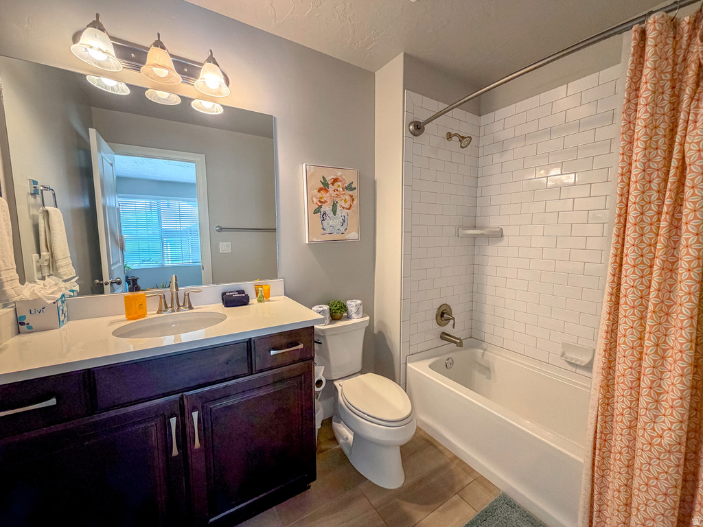 1920 E FIESTA LN St George, UT 84770