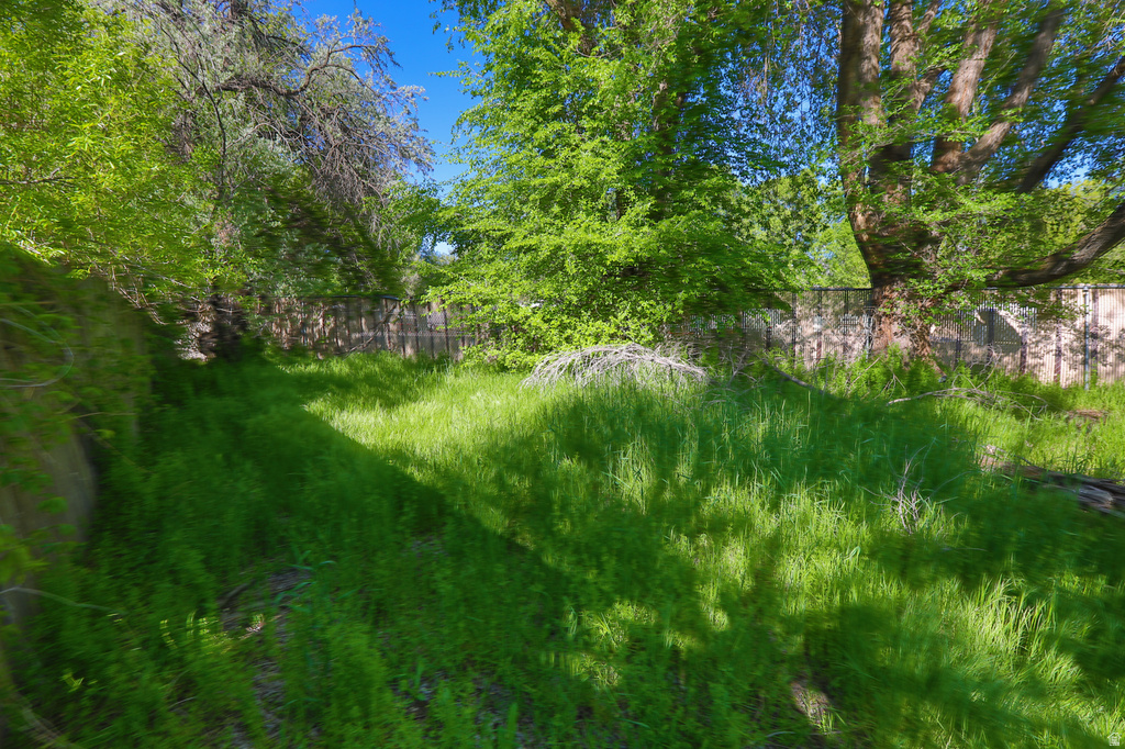 105 E WILSON RD North Salt Lake, UT 84054