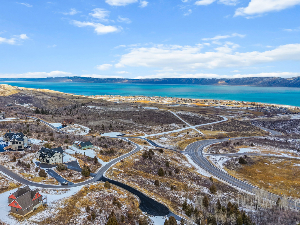 964 S CROSSED ARROWS CIR Garden City, UT 84028