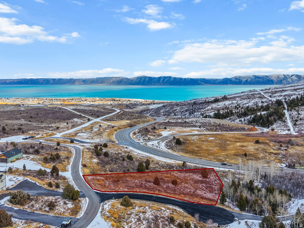 964 S CROSSED ARROWS CIR Garden City, UT 84028