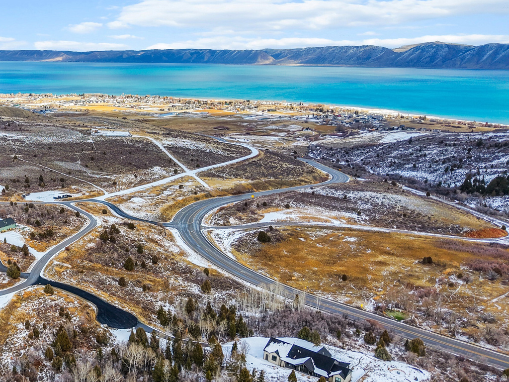 980 S CROSSED ARROWS CIR Garden City, UT 84028