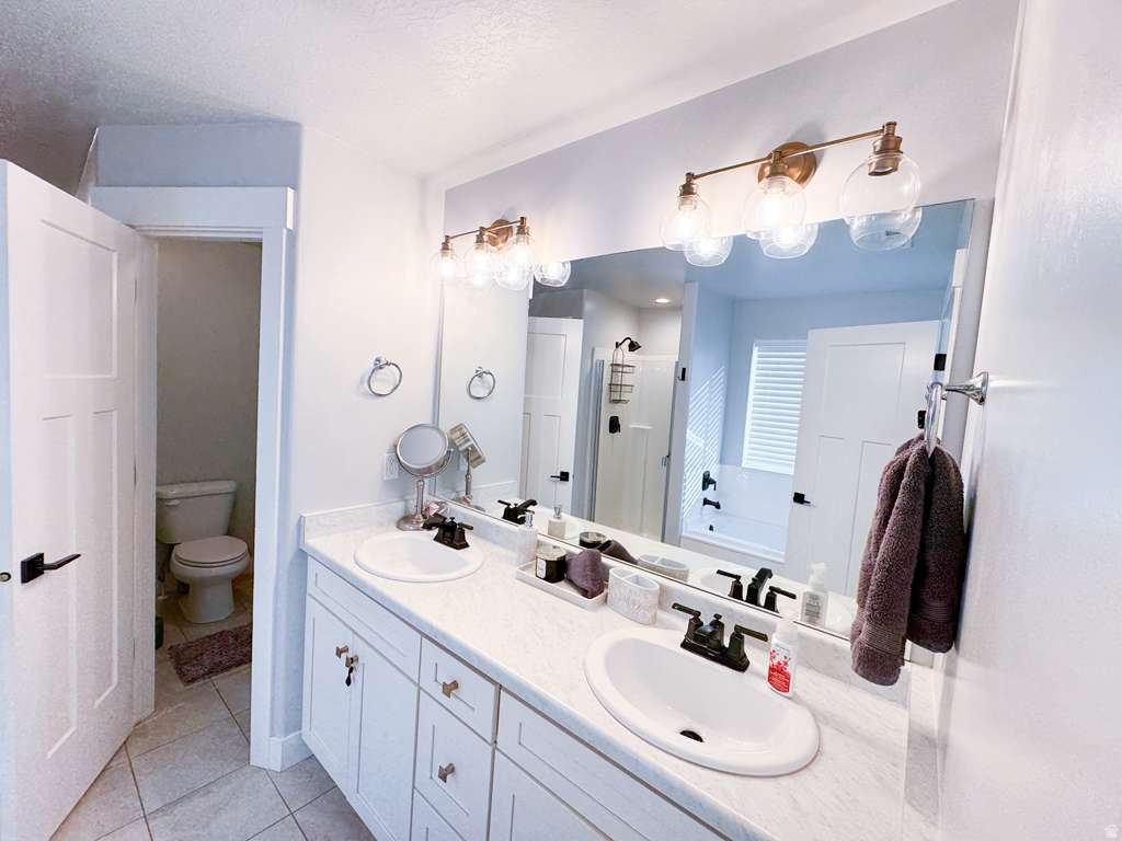 977 W BRENNAN ST Bluffdale, UT 84065