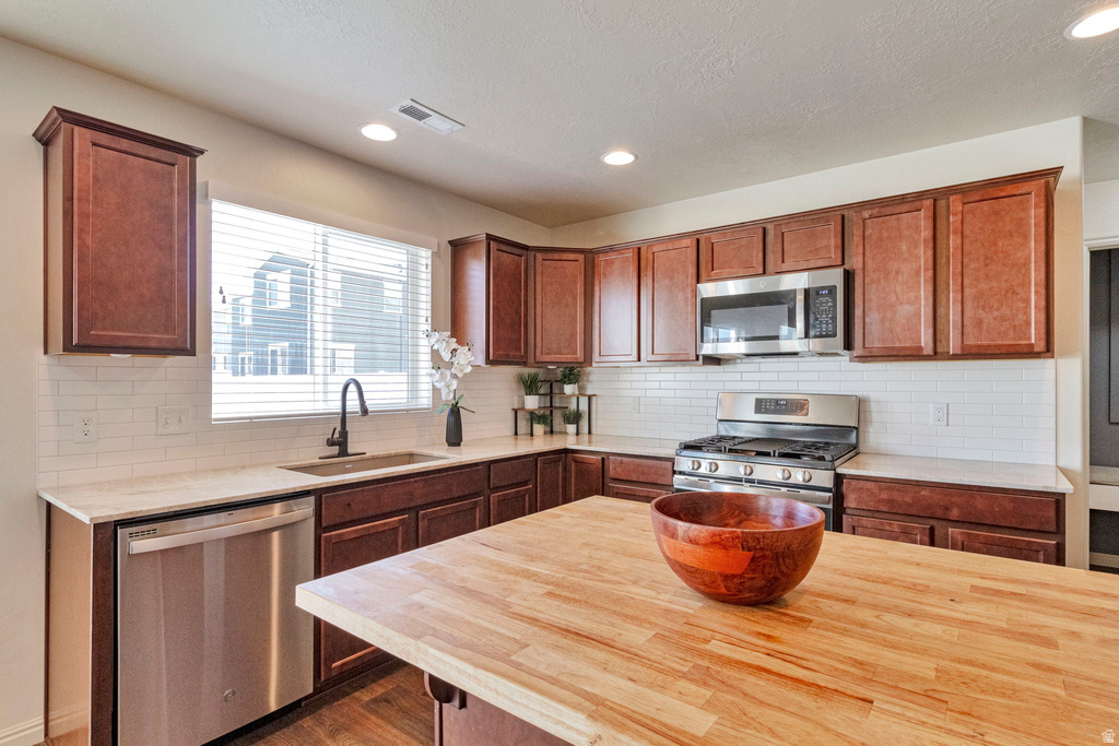 6052 S 4275 W Roy, UT 84067