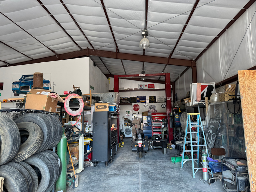 9105 E CLYDESDALE RD Jensen, UT 84035