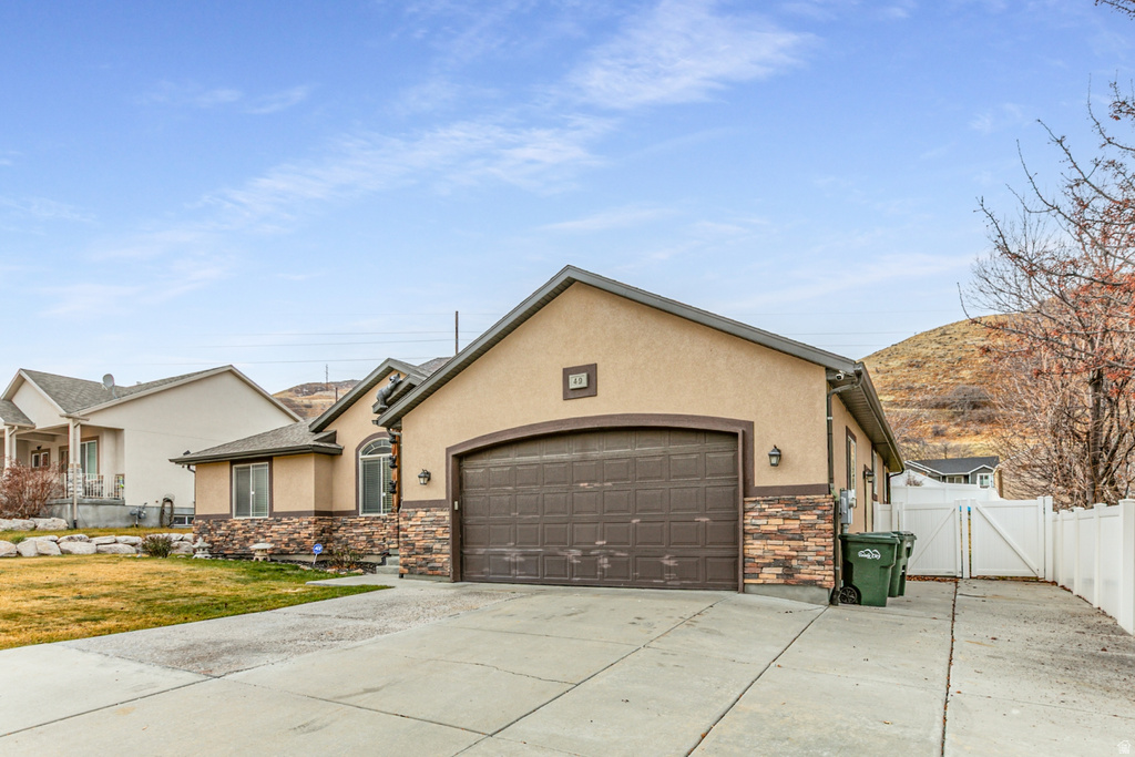 49 W IRON ROD RD Tooele, UT 84074