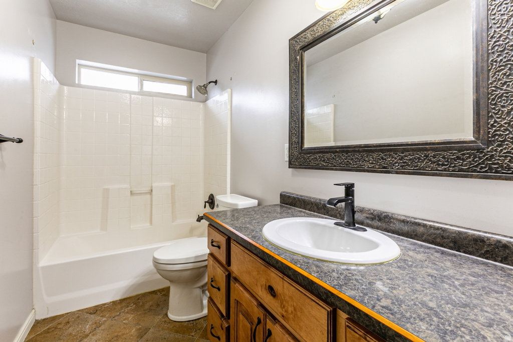 49 W IRON ROD RD Tooele, UT 84074