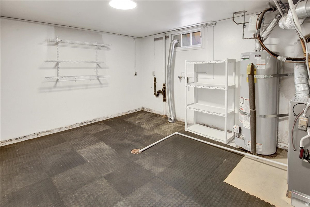 2726 TYLER AVE Ogden, UT 84403