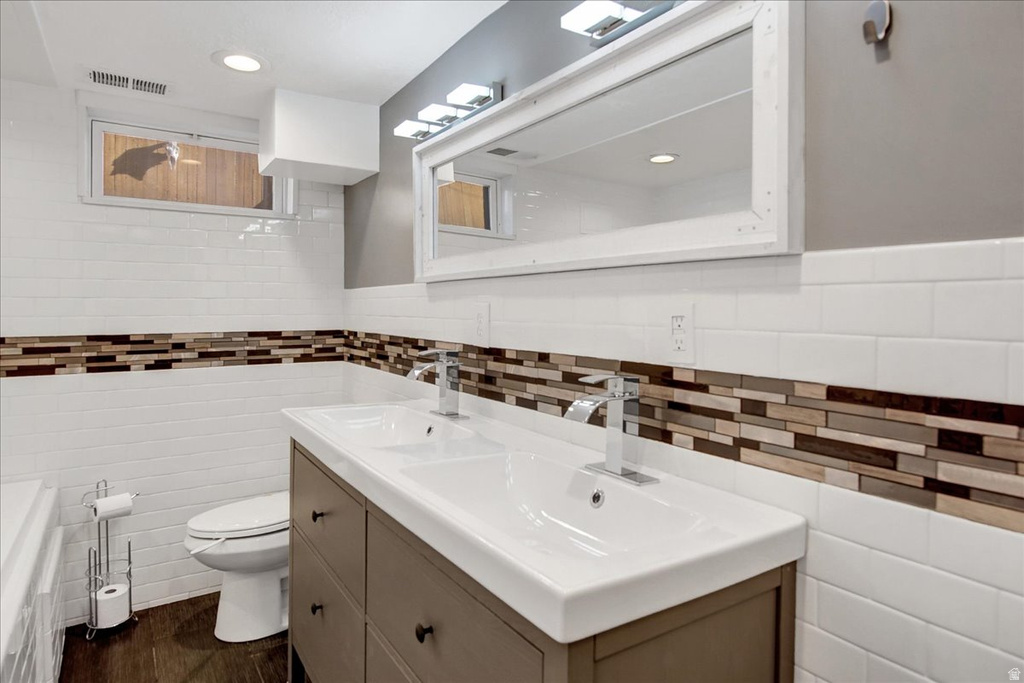 2726 TYLER AVE Ogden, UT 84403