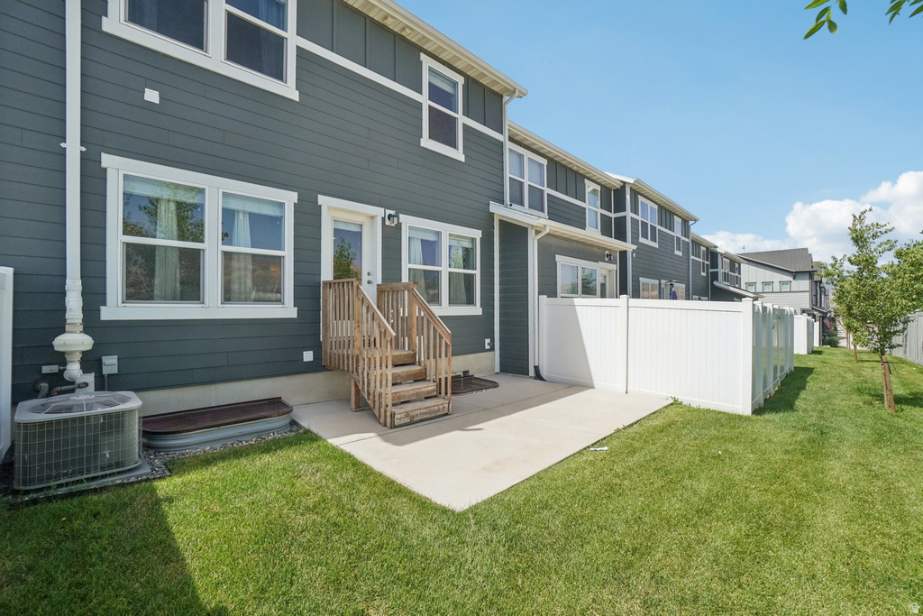 4453 E HURSTBOURNE DR Eagle Mountain, UT 84005