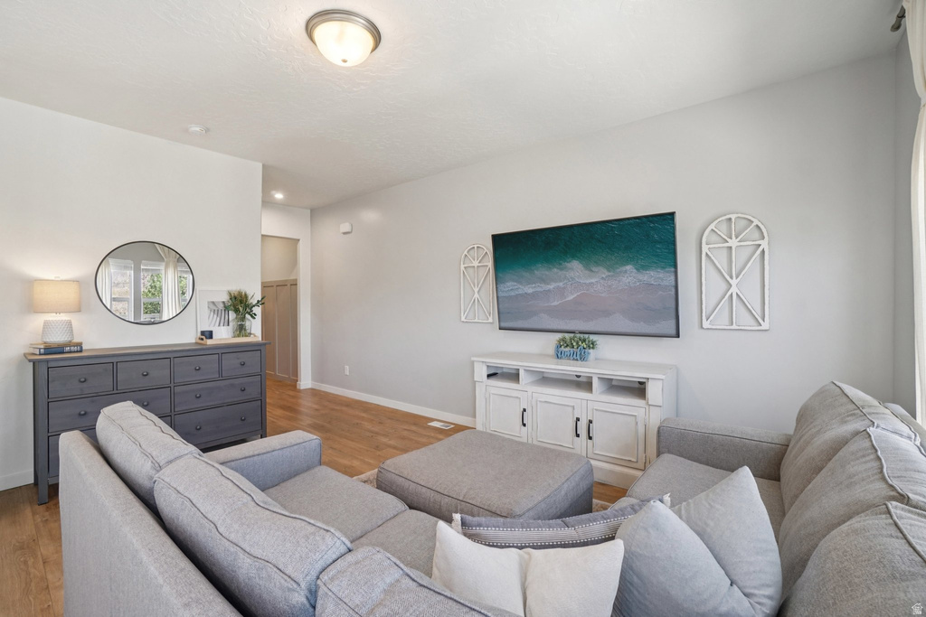 4453 E HURSTBOURNE DR Eagle Mountain, UT 84005